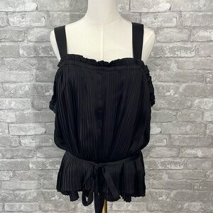 RYEGRASS Black Pleated Front Tie Top